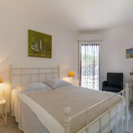 Apartment Les Mas De La Mer-4 By Interhome