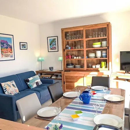 Daire Les Mas De La Mer-4 By Interhome
